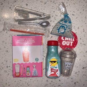 Make it Mini Cafe Series 2 Cherry Slushie